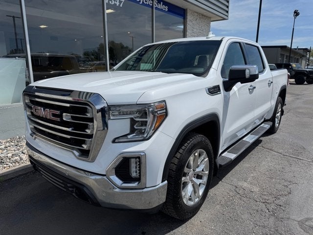 2019 GMC Sierra 1500 SLT in White — front three-quarter view